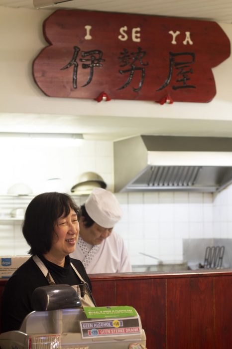 お店スタッフ